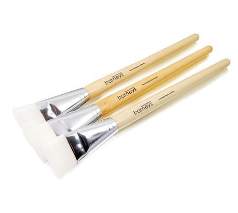 Barneys Facial Mask Brush Wooden Handle 30mm Brush
